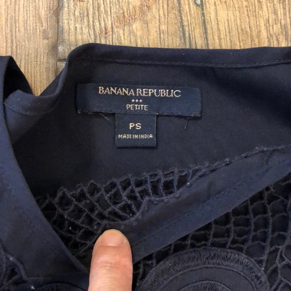 Banana Republic - Picture 3 of 6